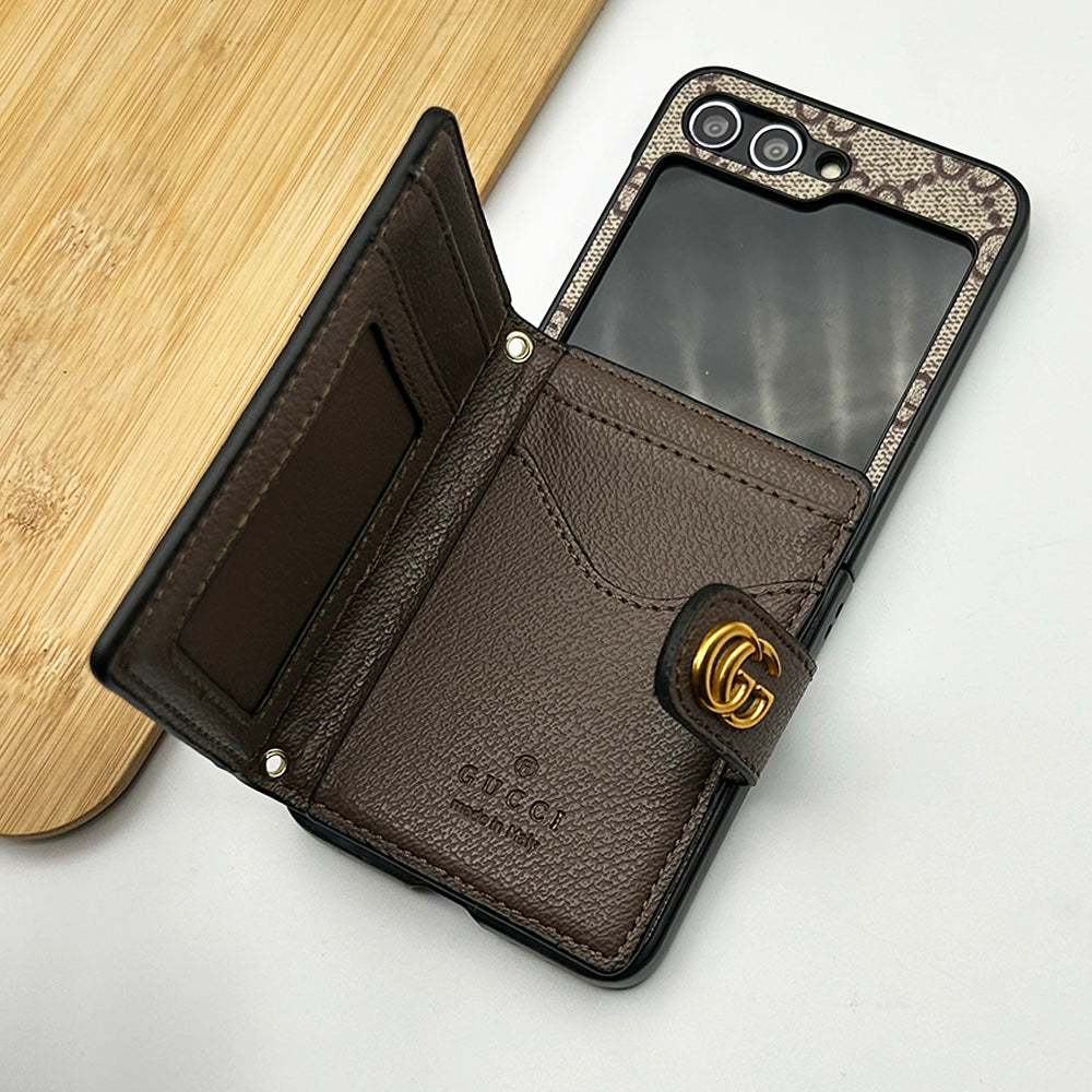 Designer-Inspired Wallet Case – For Galaxy Z Flip
