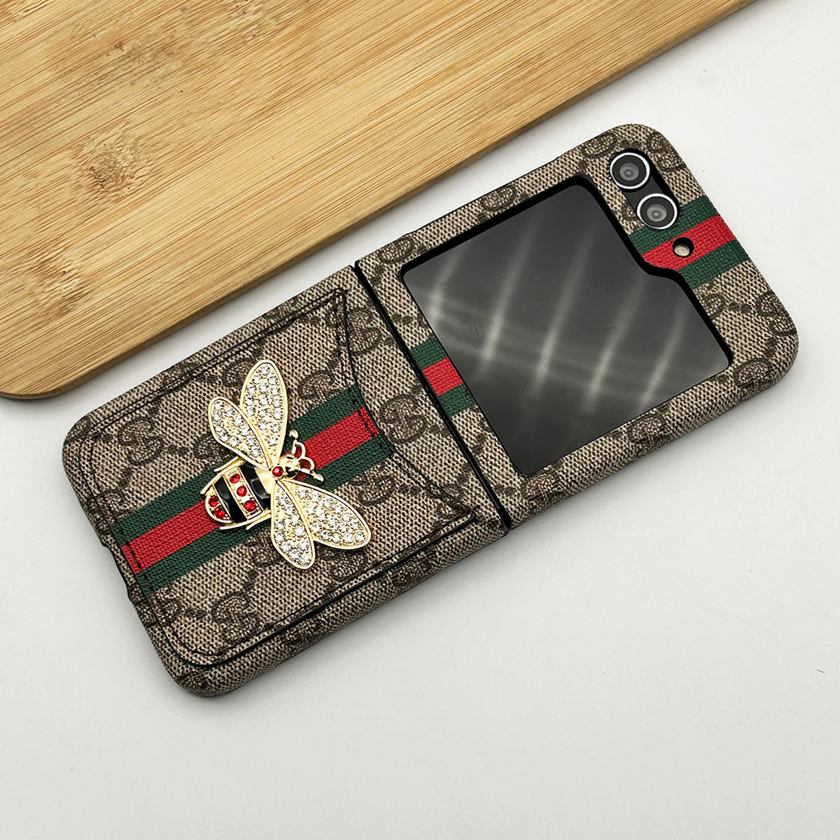 SlimWallet™ Flip Case – Minimalist Card Holder for Galaxy Z Flip