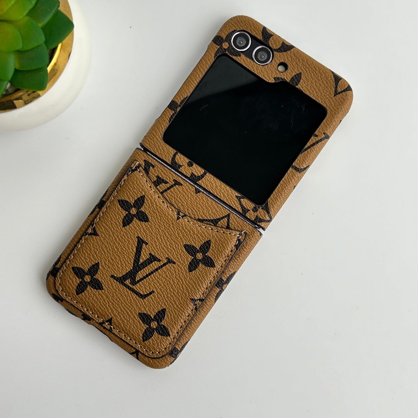 Z-Flip LuxePocket™ Case – Premium Leather Wallet